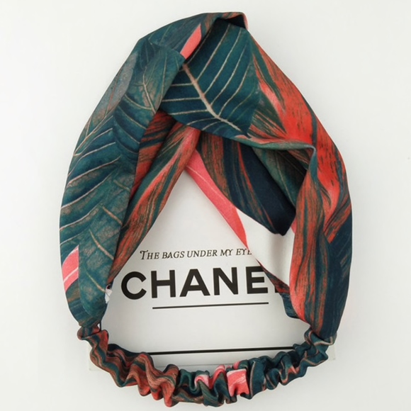 Accessories - ** 1 LEFT! ** Skylar Boho Knotted Headband